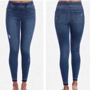 EUC Spanx Control Top Skinny Distressed Released Hem Jeans